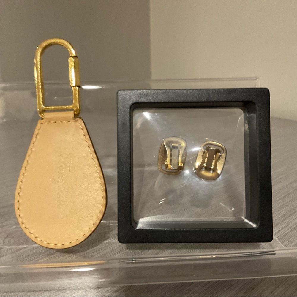 Salvatore Ferragamo Vintage Clip-On Earrings & Key Chain - Picture 3 of 6